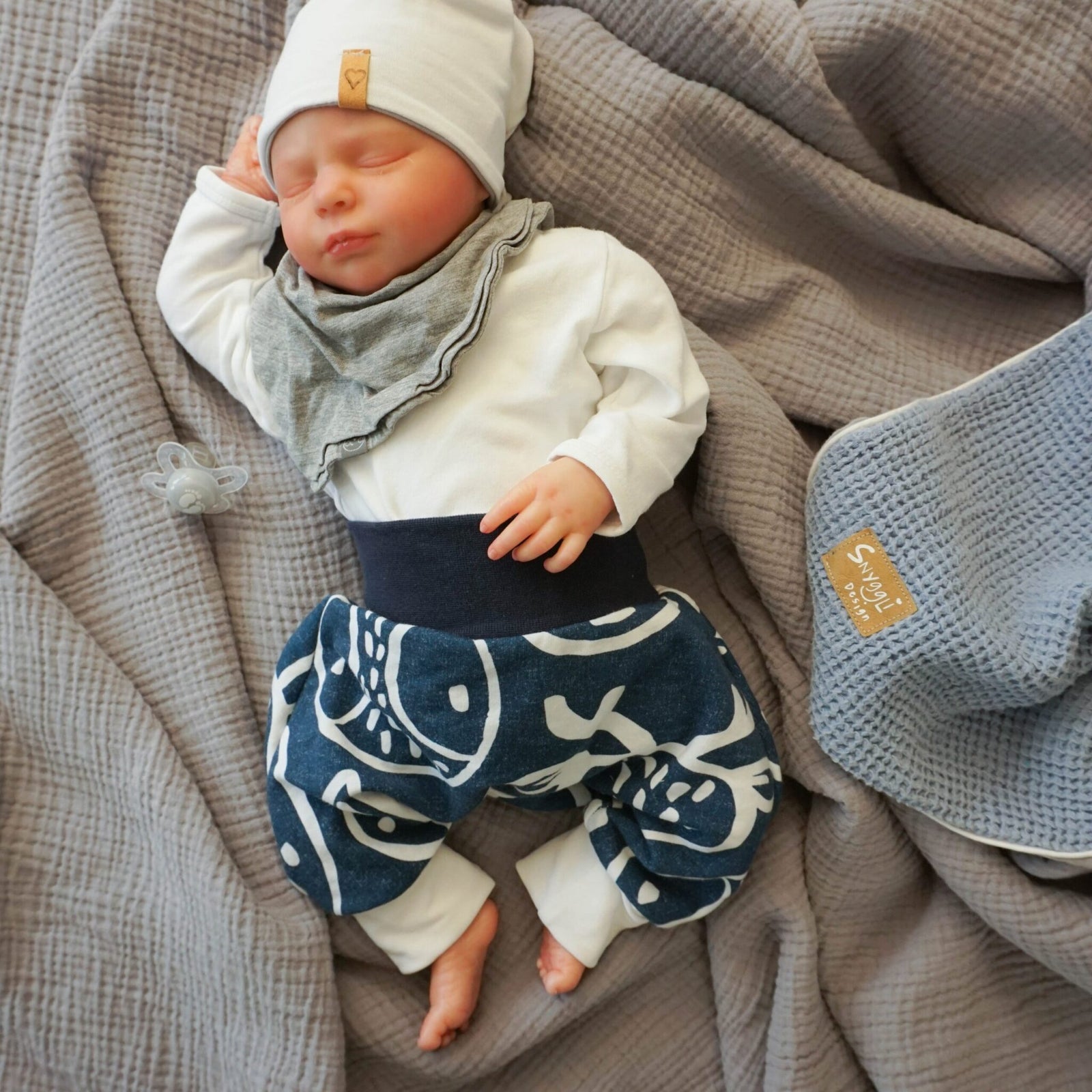 Pumphose Luften Newborn Gr. 50-62