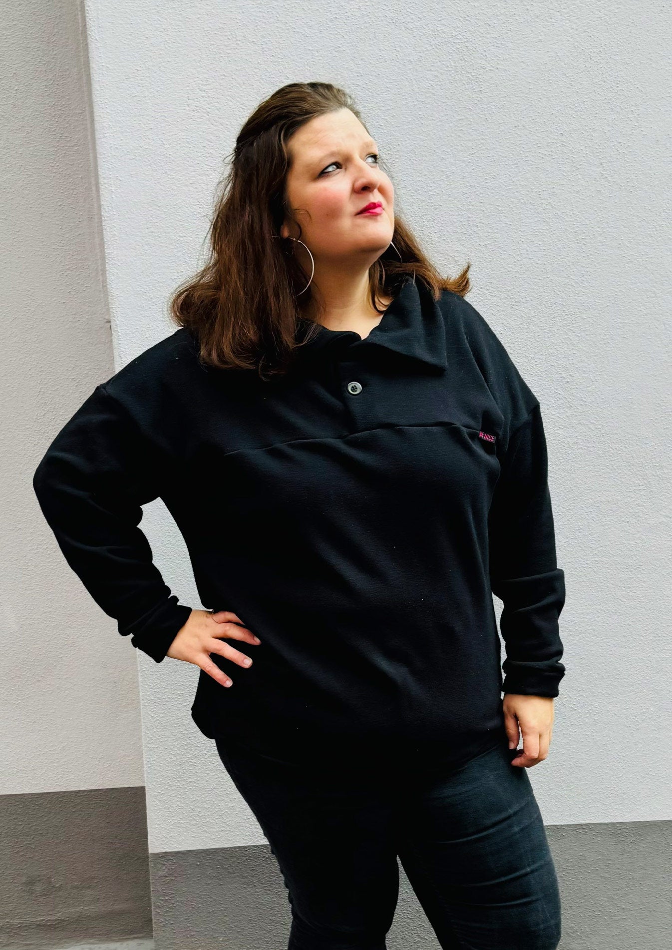 Galerie-Snyggli-Schnittmuster-Troyer-Hej-Hjemme-Sweat-Fleece-Teddy-Damen-Gr-32-50-schwarz