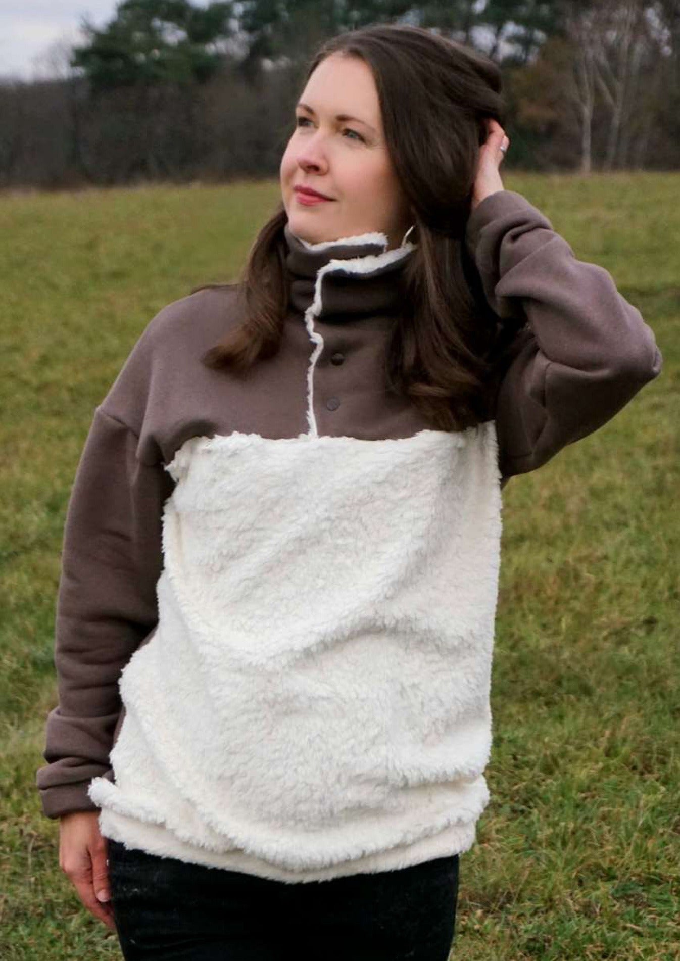 Galerie-Snyggli-Schnittmuster-Troyer-Hej-Hjemme-Sweat-Fleece-Teddy-Damen-Gr-32-50-teddy-braun