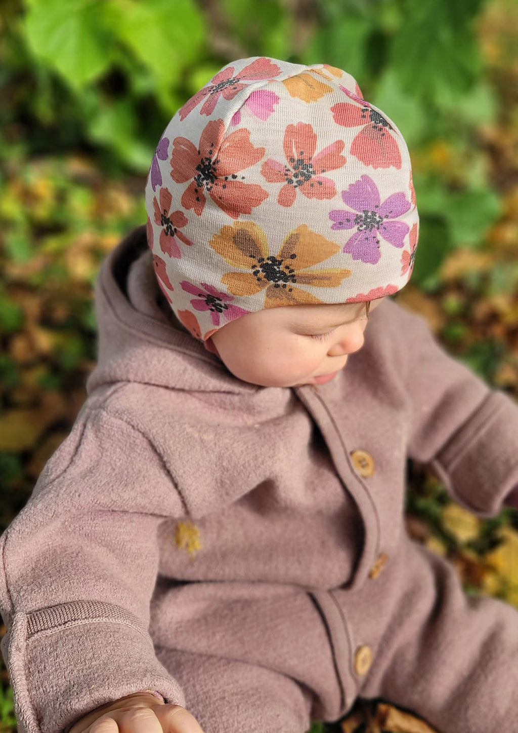 Schnittmuster-Snyggli-Helm-Muetze-Hjelmhue-Baby-Kinder-KU-32-59-Blumen