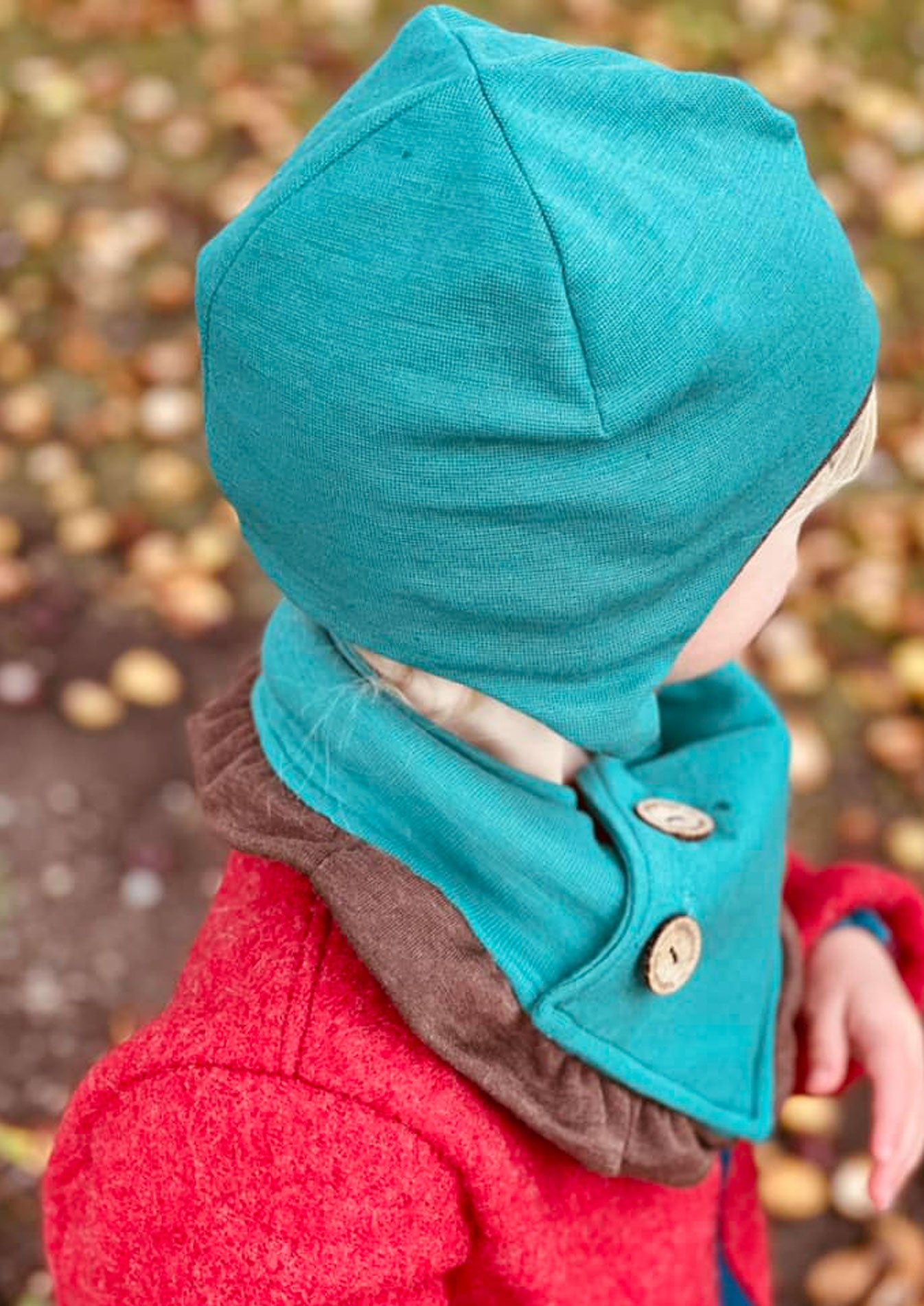 Schnittmuster-Snyggli-Helm-Muetze-Hjelmhue-Baby-Kinder-KU-32-59-Wolle-Seide-Petrol