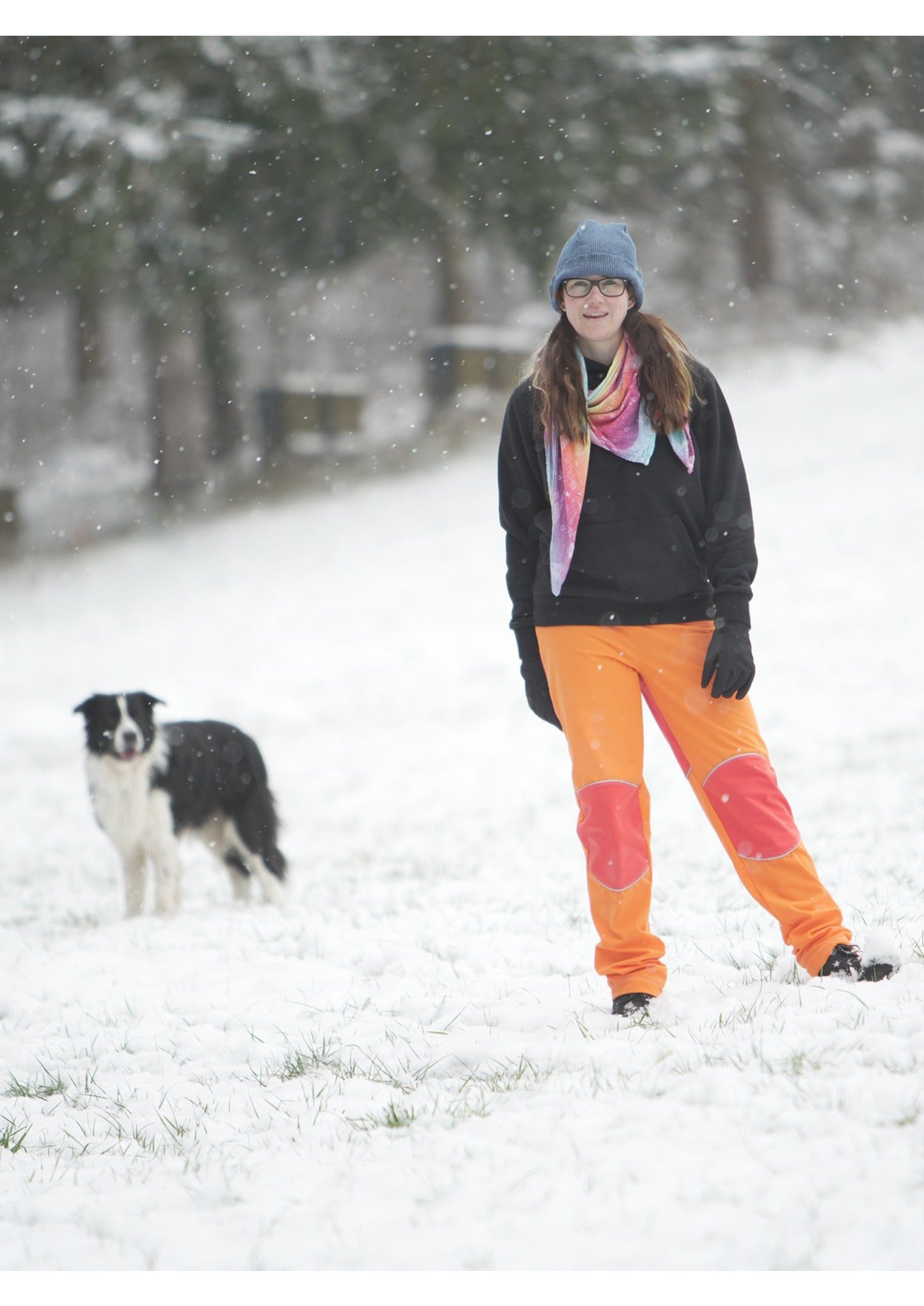 Schnittmuster-Snyggli-Nähanleitung-Outdoorhose-Hej-Vinter-high-waist-Damen-Walk-Softshell-Hund