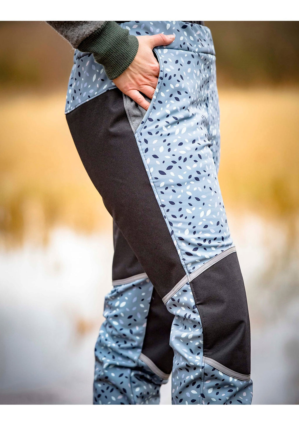 Schnittmuster-Snyggli-Nähanleitung-Outdoorhose-Hej-Vinter-high waist-Damen-Walk-Softshell-Tasche