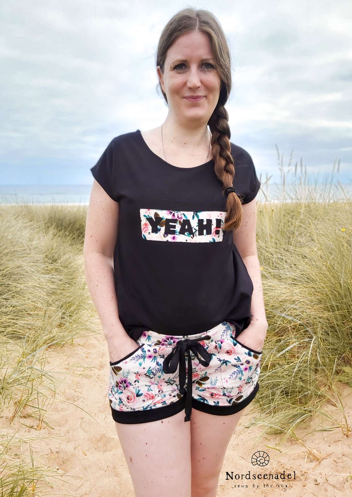 Short-Solbad-kurze-Hose-Damen-Schnittmuster-Snyggli-Shirt-Stranden-1