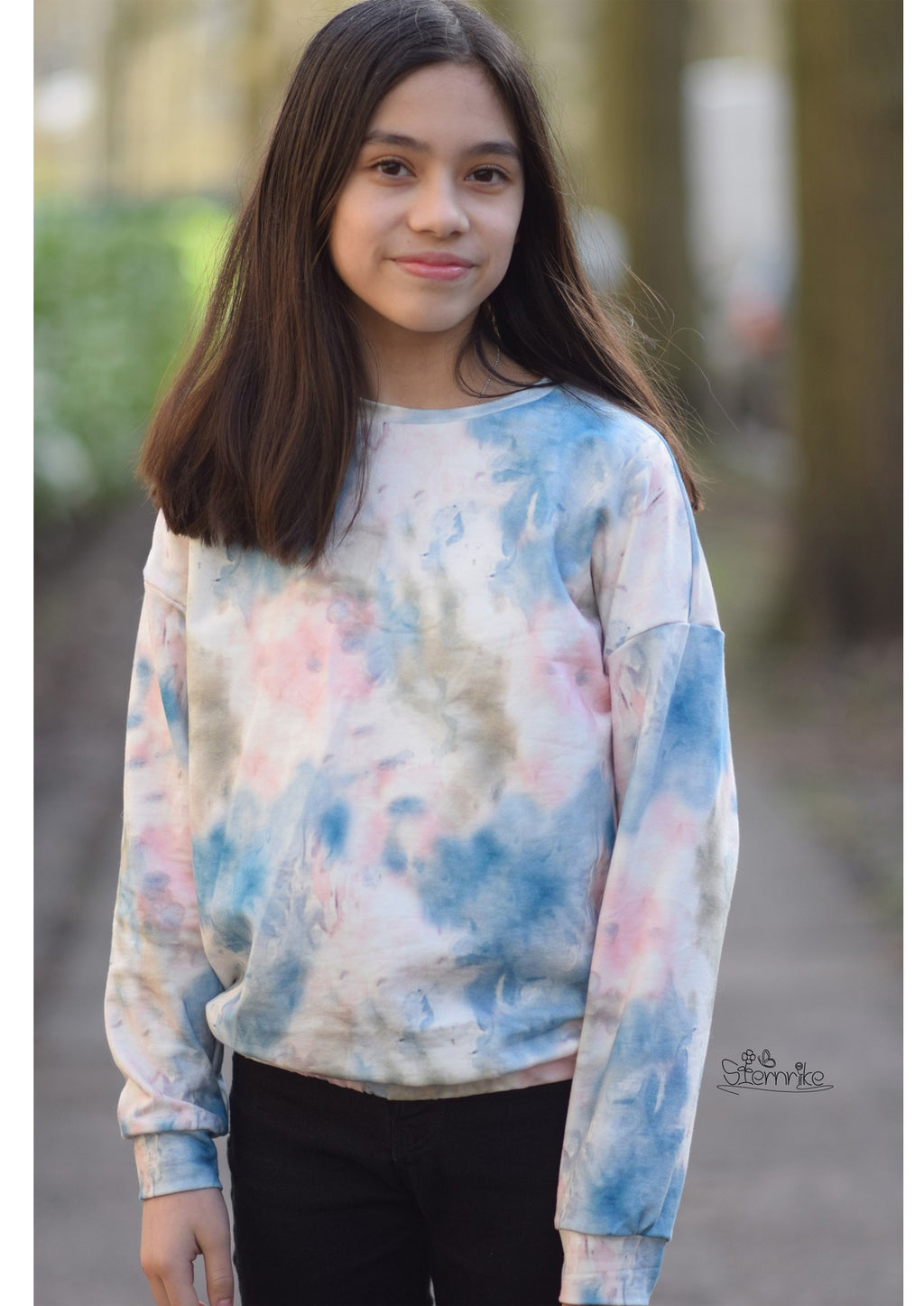 Snyggli-Ebook-Oversized-Sweater-Surf-Gr.-128-170-Schnittmuster-Nähanleitung-Musselin-Mädchen-French-Terry