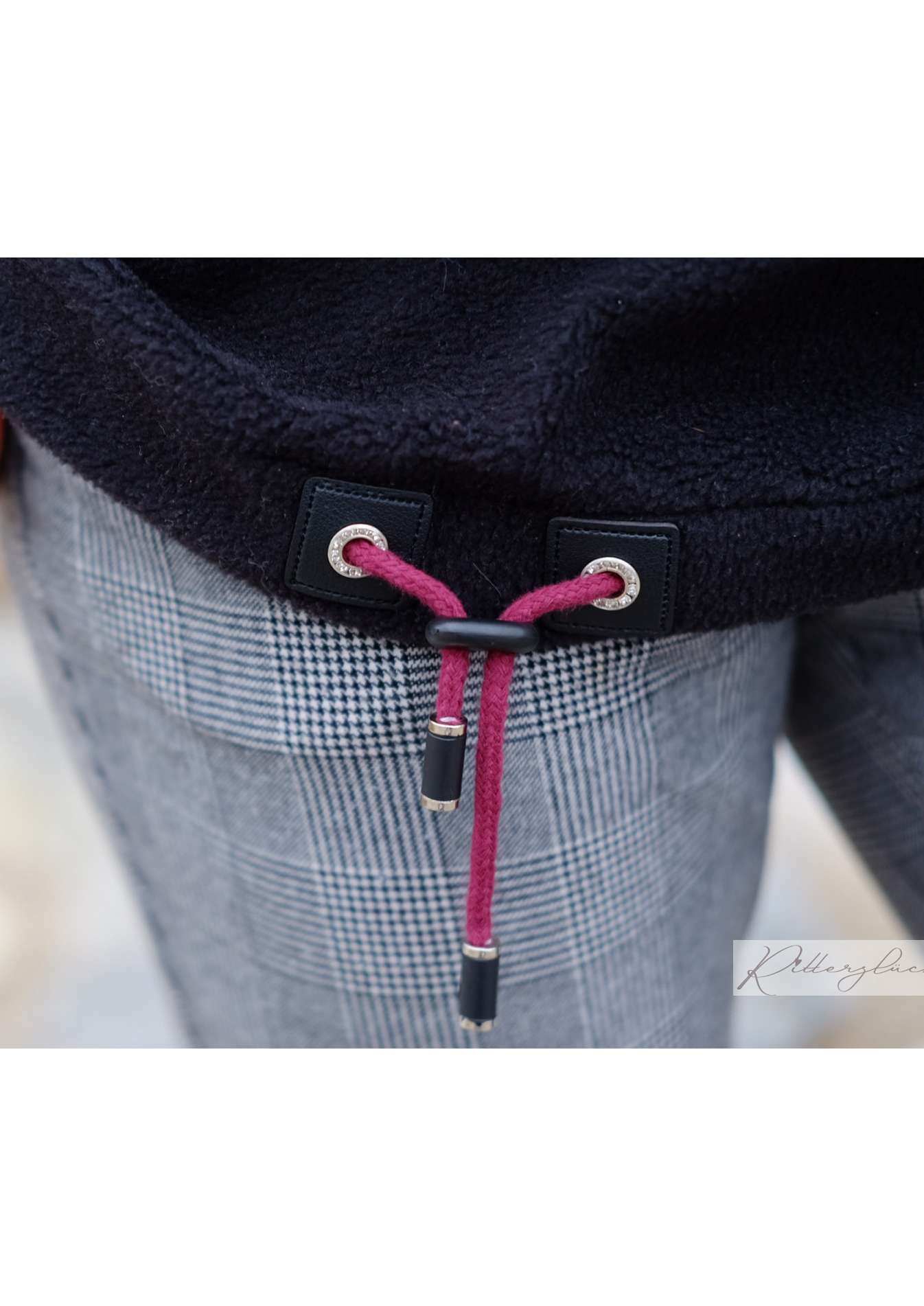 Snyggli-Hej-Varmen-Damen-Schnittmuster-Walk-Naehanleitung-Oesen