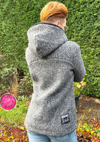 Snyggli-Hej-Varmen-Damen-Schnittmuster-Walk-Naehanleitung-Ruecken-2