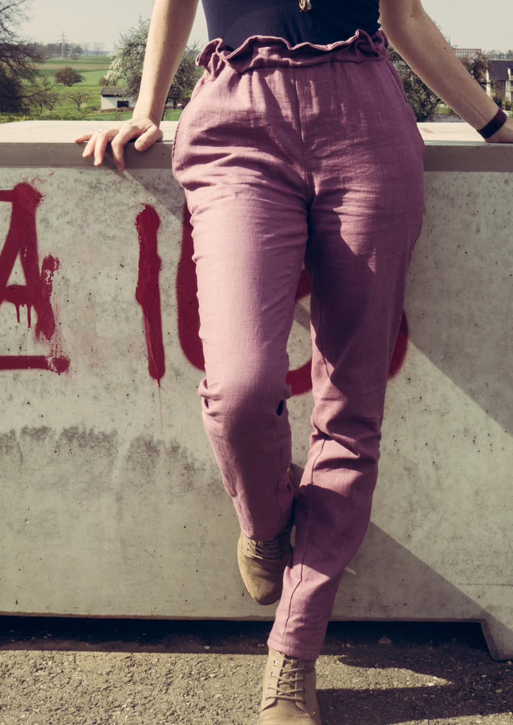 Snyggli-Musselin-Hose-Strandmusling-Schnittmuster-Leinen-Damen-high-waist--Sommer-Gr-32-50-Damen-Paperbag-bordeaux