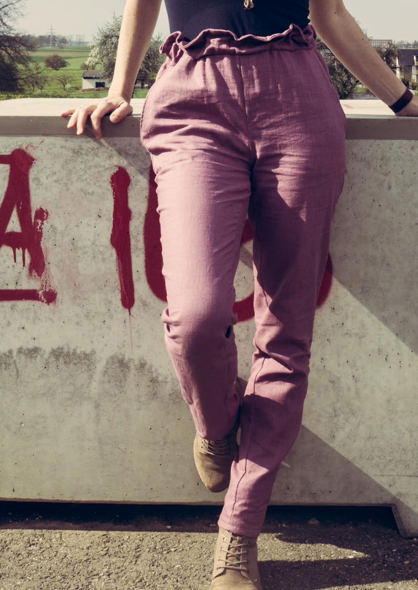 Snyggli-Musselin-Hose-Strandmusling-Schnittmuster-Leinen-Damen-high-waist--Sommer-Gr-32-50-Damen-Paperbag-bordeaux