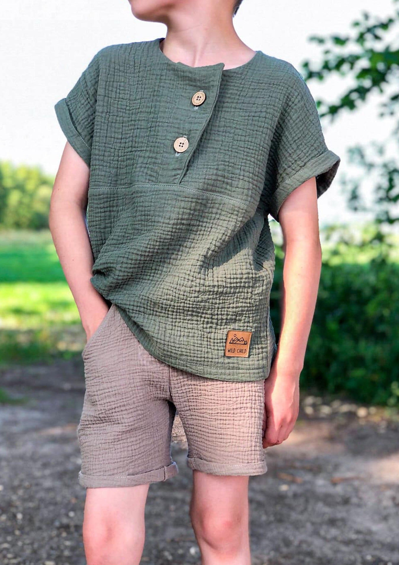 Snyggli-Musselin-Shirt-Solmusling-Schnittmuster-Leinen-Kinder-Teens-Sommer-Gr-128-170-Junge-kaki