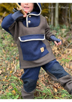 Snyggli-Outdoorhoodie-Hej-Sne-Walkhoodie-Wollwalk-Schnittmuster-Junge-Mädchen-Babys-Kinder-Gr-56-170-Daumenloch