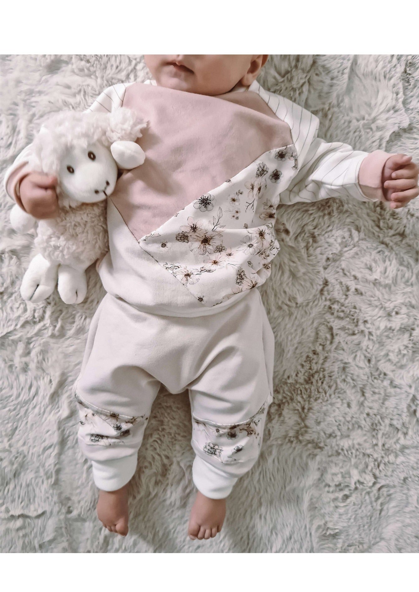 Snyggli-Raglan-Sweater-Farverig-Rüschen-Volant-Babys-Kinder-Teens-Schnittmuster-Gr-56-170-Mädchen-Baby-Teilung