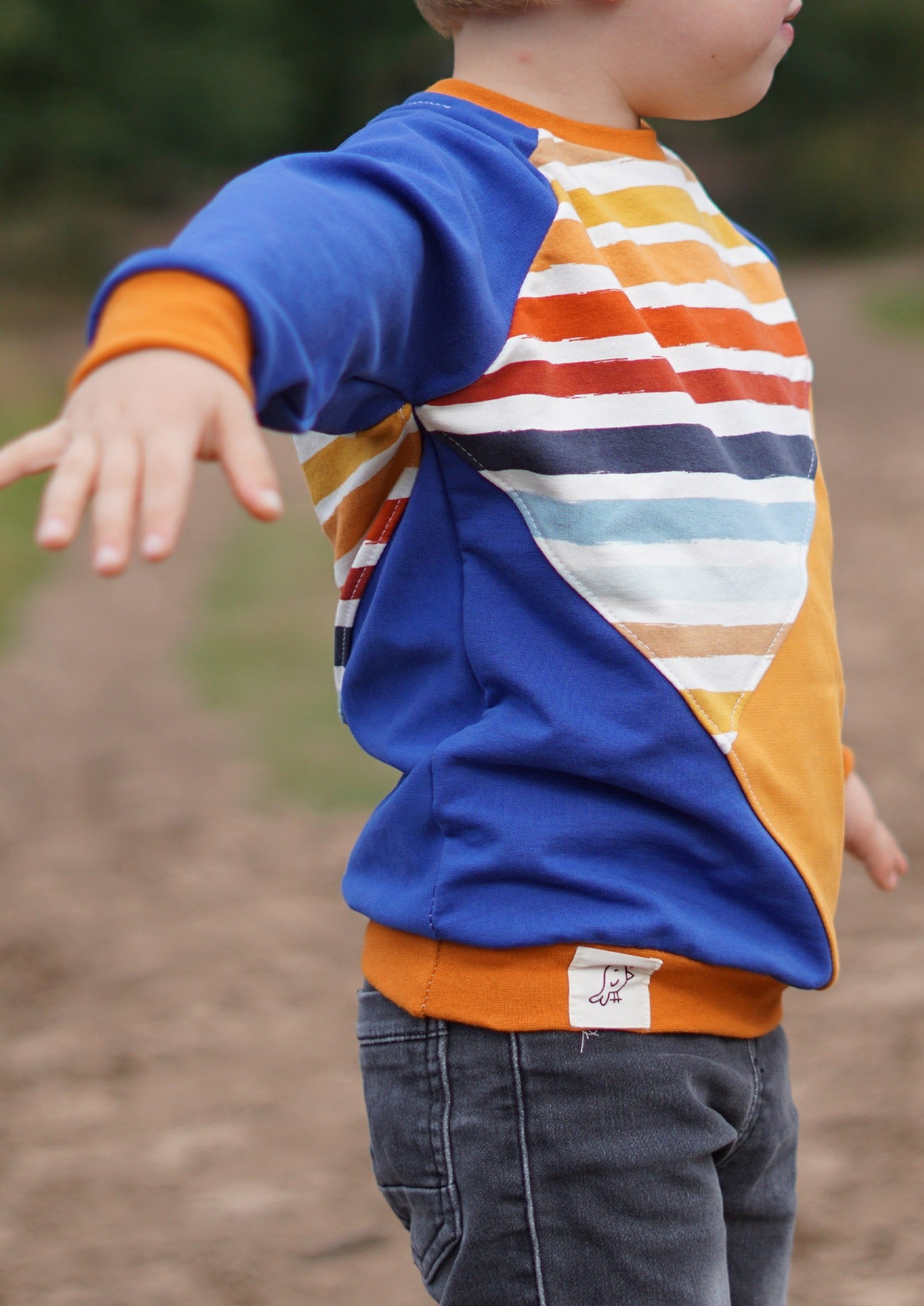 Raglan Sweater Farverig Gr. 56-170 Schnittmuster Zweitbild