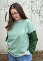 Snyggli-Schnittmuster-Ebook-Oversized-Sweater-Surf-Damen-Gr.-32-50-Musselin-Sweat-grün