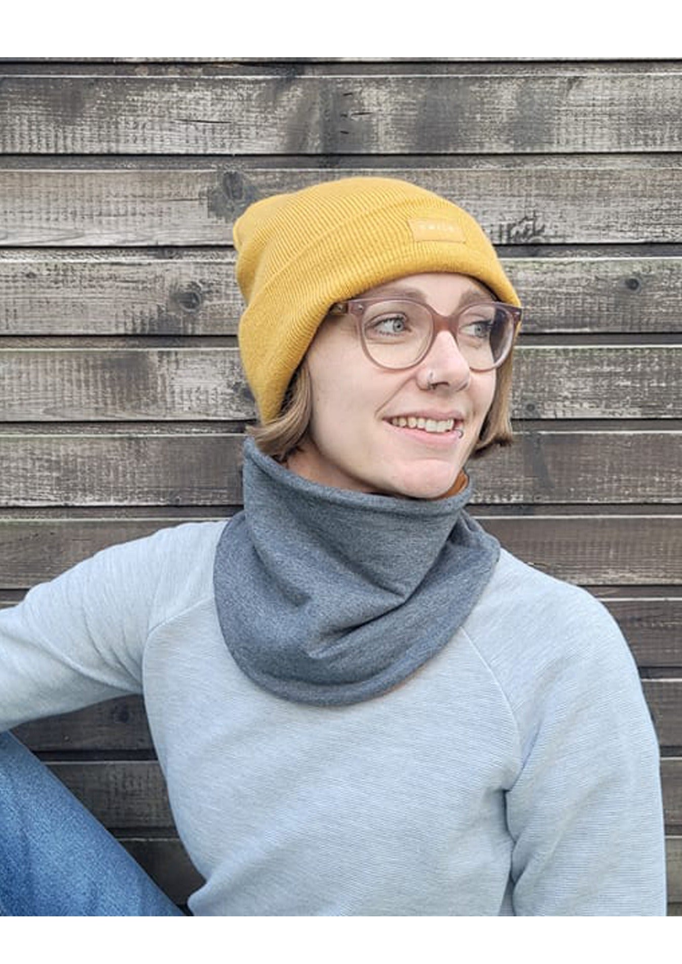 Snyggli-Schnittmuster-Freebook-Nähanleitung-Halssocke-Hygge-Sok-Babys-Kinder-Damen-Herren-Frauen