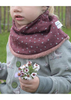 Snyggli-Schnittmuster-Freebook-Nähanleitung-Halssocke-Hygge-Sok-Babys-Kinder-Damen-Herren-Mädchen