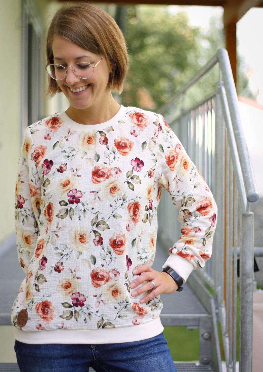 Snyggli-Schnittmuster-Hoodie-Musling-Musselin-Damen-Sweater-kleiner-Halsausschnitt