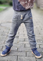 Snyggli-Schnittmuster-Hose-Elsker-Luften-Cord-Stretchcord-Babys-Kinder-Teens-Junge-Mädchen-Gr-128-170-Stricksweat