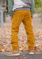 Snyggli-Schnittmuster-Hose-Elsker-Luften-Cord-Stretchcord-Babys-Kinder-Teens-Junge-Mädchen-Gr-128-170-senfgelb