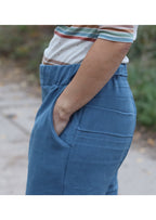 Snyggli-Schnittmuster-Hose-loose-fit-Solskin-Damen-Leinen-Cord-Chambray-nähen-Größe-32-50-high-waist-Tasche-Detail