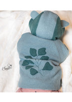 Snyggli-Schnittmuster-Jacke-Baby-Lille-Isbjörn-Walk-Knöpfe-Reißverschluss-Wickeljacke-Junge-Mädchen-Raglan