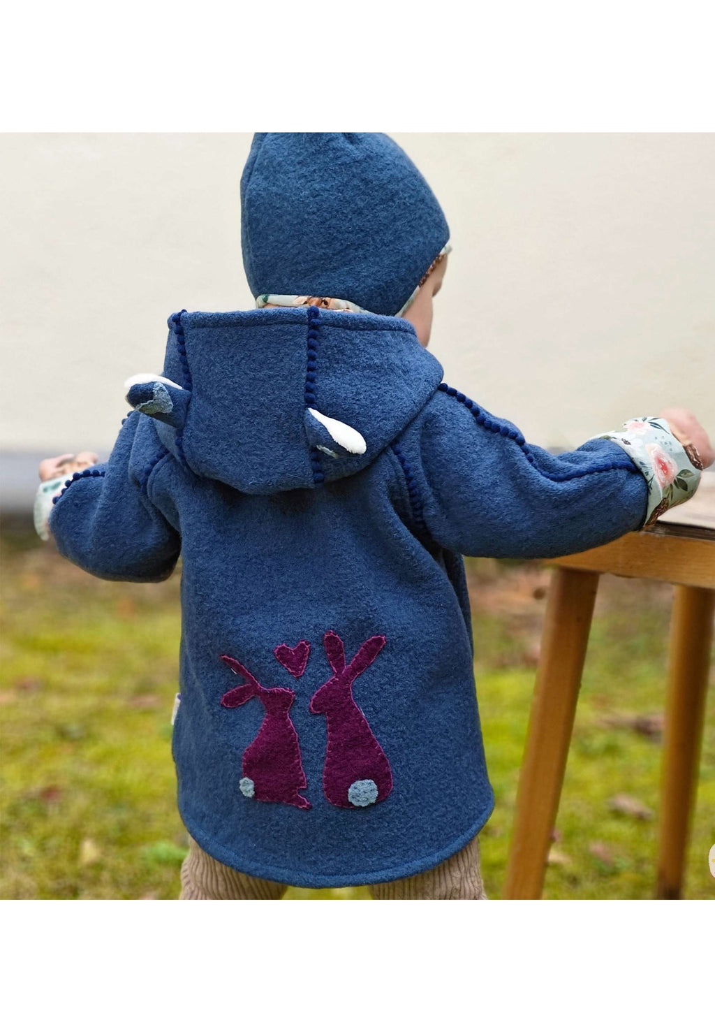Snyggli-Schnittmuster-Jacke-Baby-Lille-Isbjörn-Walk-Knöpfe-Reißverschluss-Wickeljacke-Junge-Mädchen-hyggehue