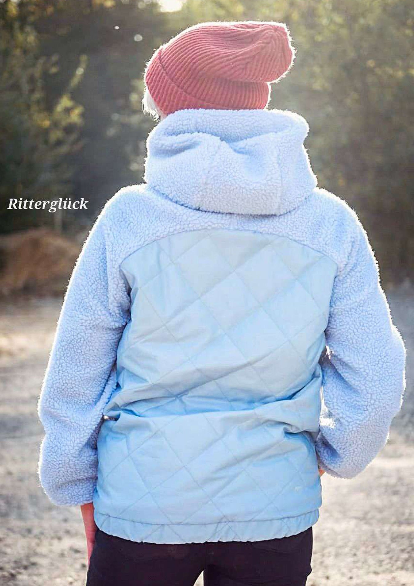 Snyggli-Schnittmuster-Jacke-Blouson-Damen-Hyg´dig-Nähanleitung-Walk-Wollwalk-Raglanjacke-Raglanpasse