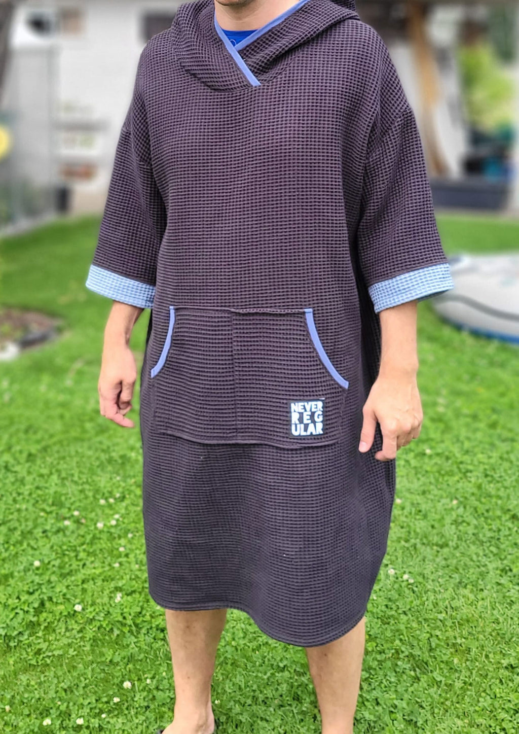 Snyggli-Schnittmuster-Long-Beachhoodie-Damen-Herren-unisex-Kitesurfen-Surfen-Musselin-Frottee-Poncho-Männer-Waffel