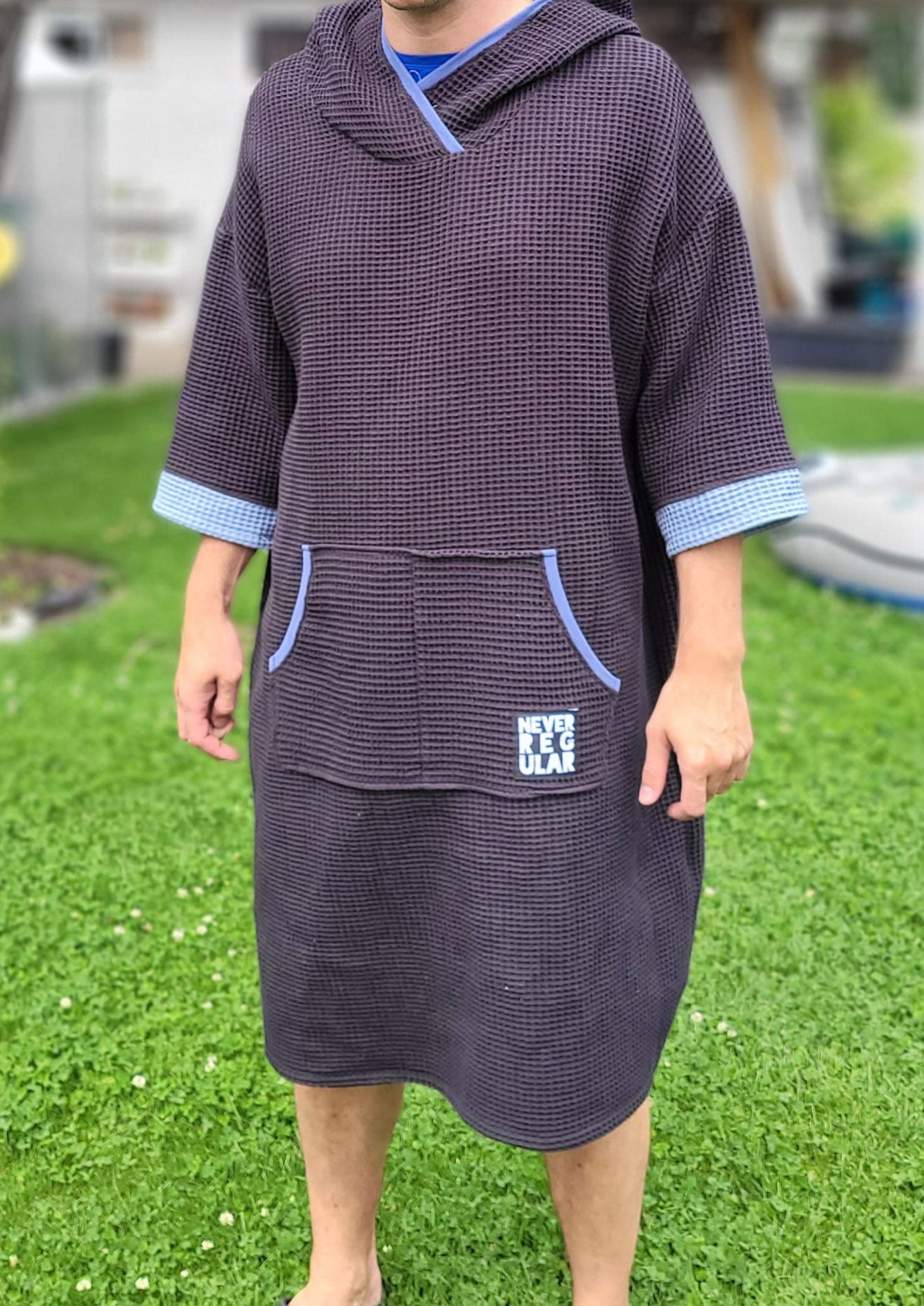 Snyggli-Schnittmuster-Long-Beachhoodie-Damen-Herren-unisex-Kitesurfen-Surfen-Musselin-Frottee-Poncho-Männer-Waffel