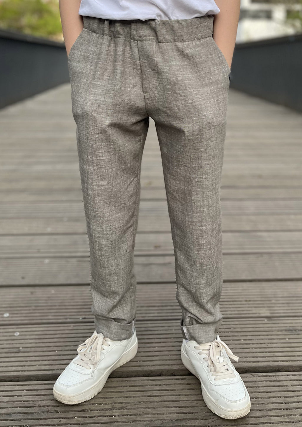 Snyggli-Schnittmuster-Loose-fit-Hose-Solskin-Cord-Canvas-Chino-Leinen-Babys-Kinder-Teens-Junge-Mädchen-Gr-128-170-Cord-Canvas-Leinen-Chino-feiner-stoff