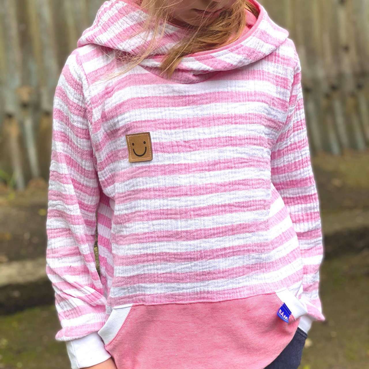 Snyggli-Schnittmuster-Musselin-Sweater-Hoodie-Musling-Kinder-Teens-Größe-86-170-Nähanleitung Hauptbild