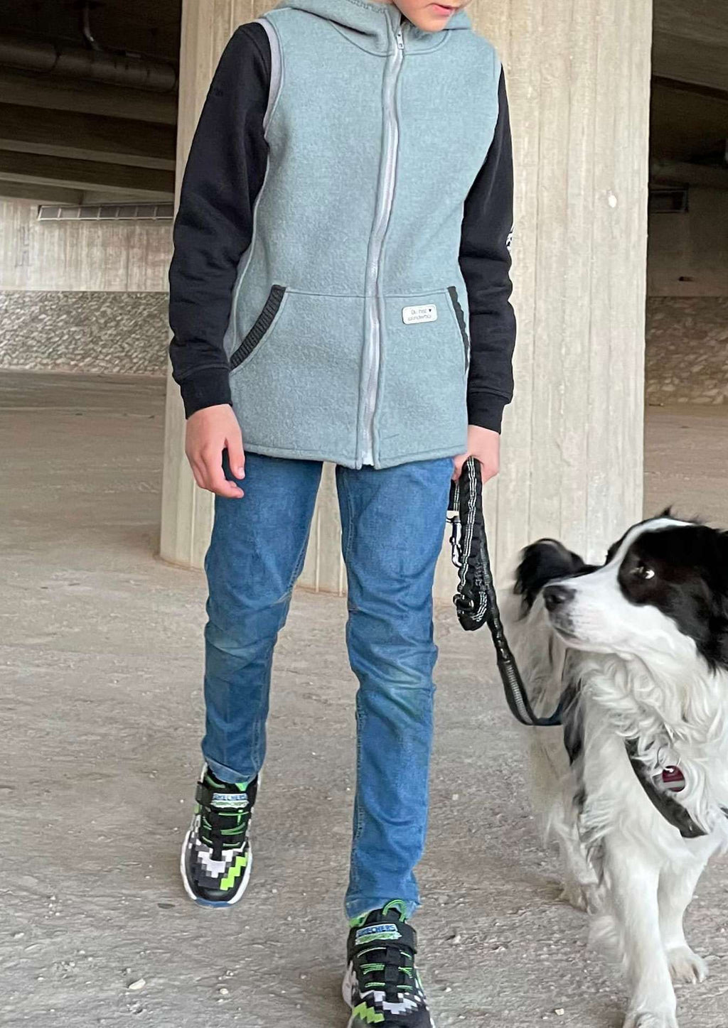 Snyggli-Schnittmuster-Nähanleitung-Weste-Livsglad-Kinder-Teens-Walk-Jungs--Outdoor