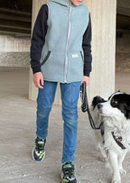 Snyggli-Schnittmuster-Nähanleitung-Weste-Livsglad-Kinder-Teens-Walk-Jungs--Outdoor