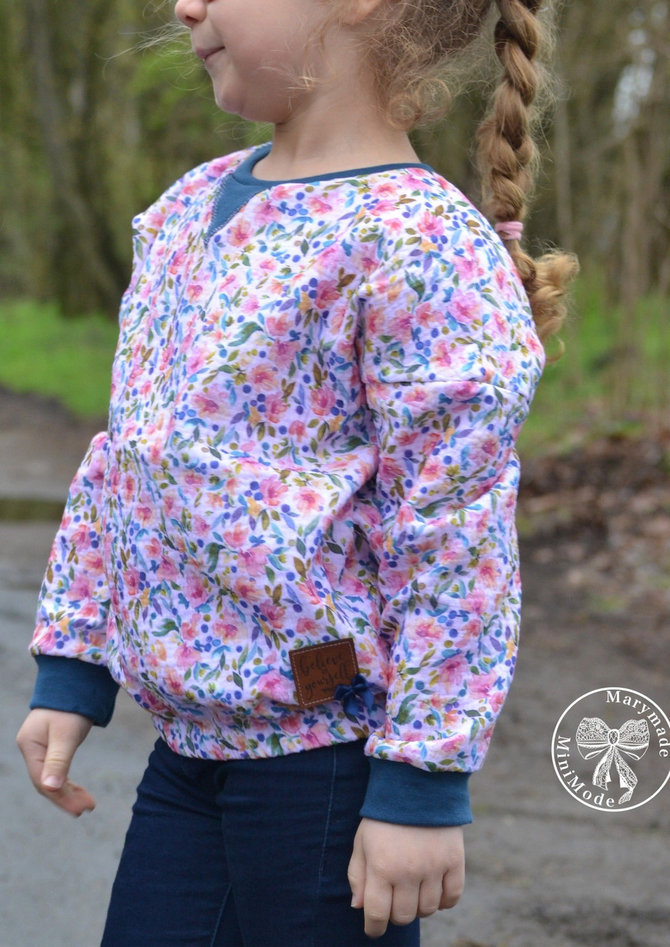 Snyggli-Schnittmuster-Oversized-Sweater-Surf-Gr-56-122-Nähanleitung-Musselin-Gummivariante-Blumen