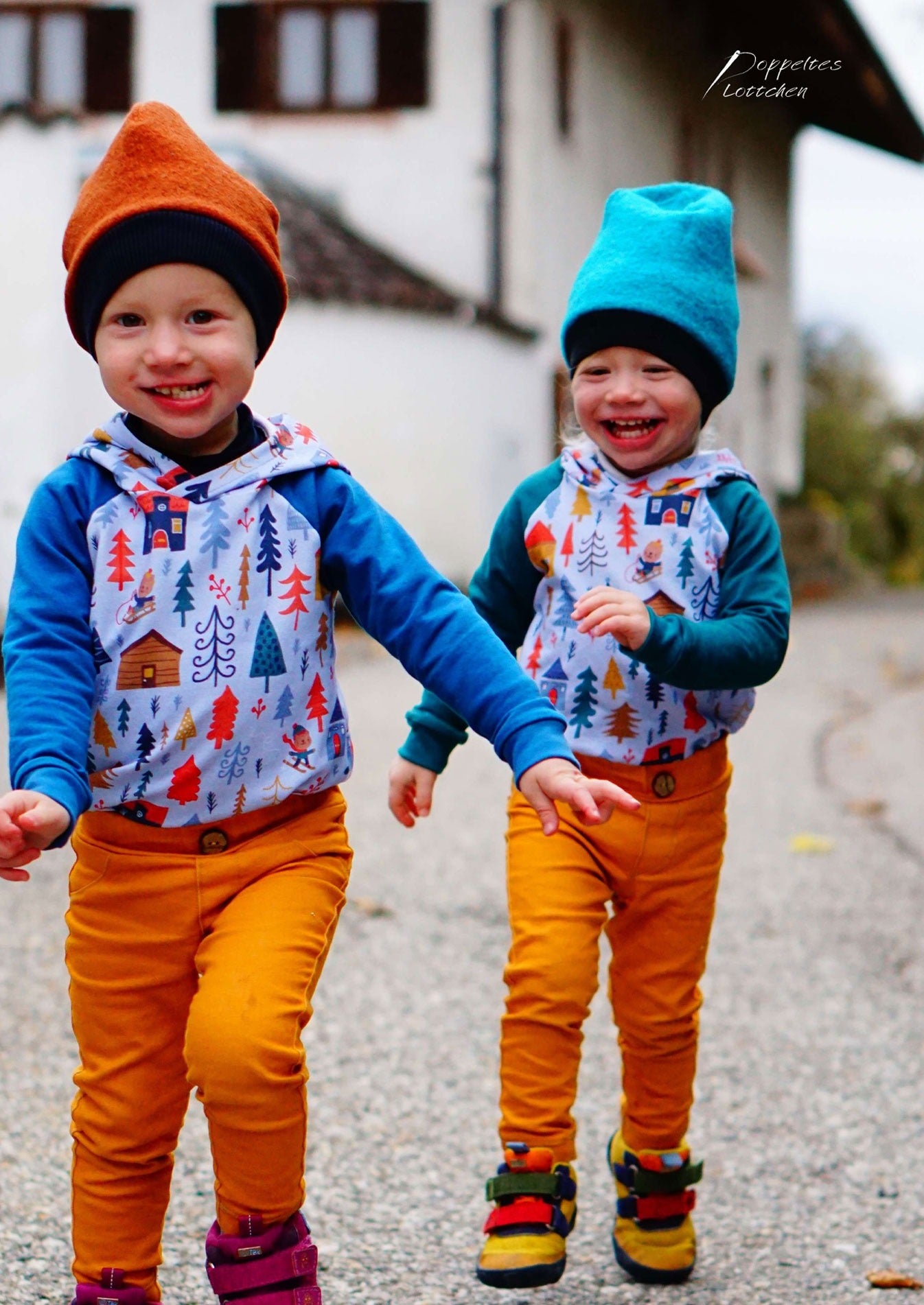 Snyggli-Schnittmuster-Sweat-Body-Lille-Lykke-Babys-Kinder-Newsborn-Gr-Nähanleitung-Ebook-zwillinge