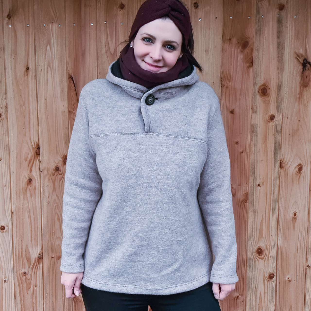 Snyggli-Schnittmuster-Walk-Hoodie-Outdoorhoodie-Softshell-Hej-Varmen-Damen-Größe-32-50-Nähanleitung Hauptbild