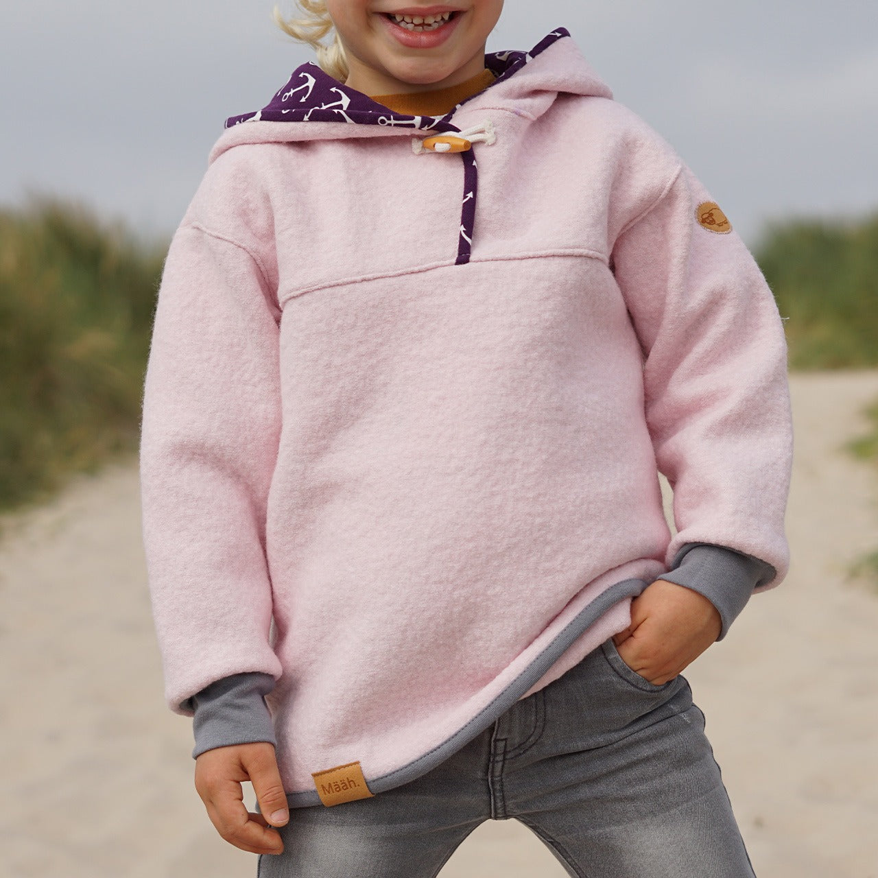 Snyggli-Schnittmuster-Walk-Outdoorhoodie-Hej-Warmen-Softshell-Kinder-Teens-Größe-128-170-Nähanleitung Hauptbild