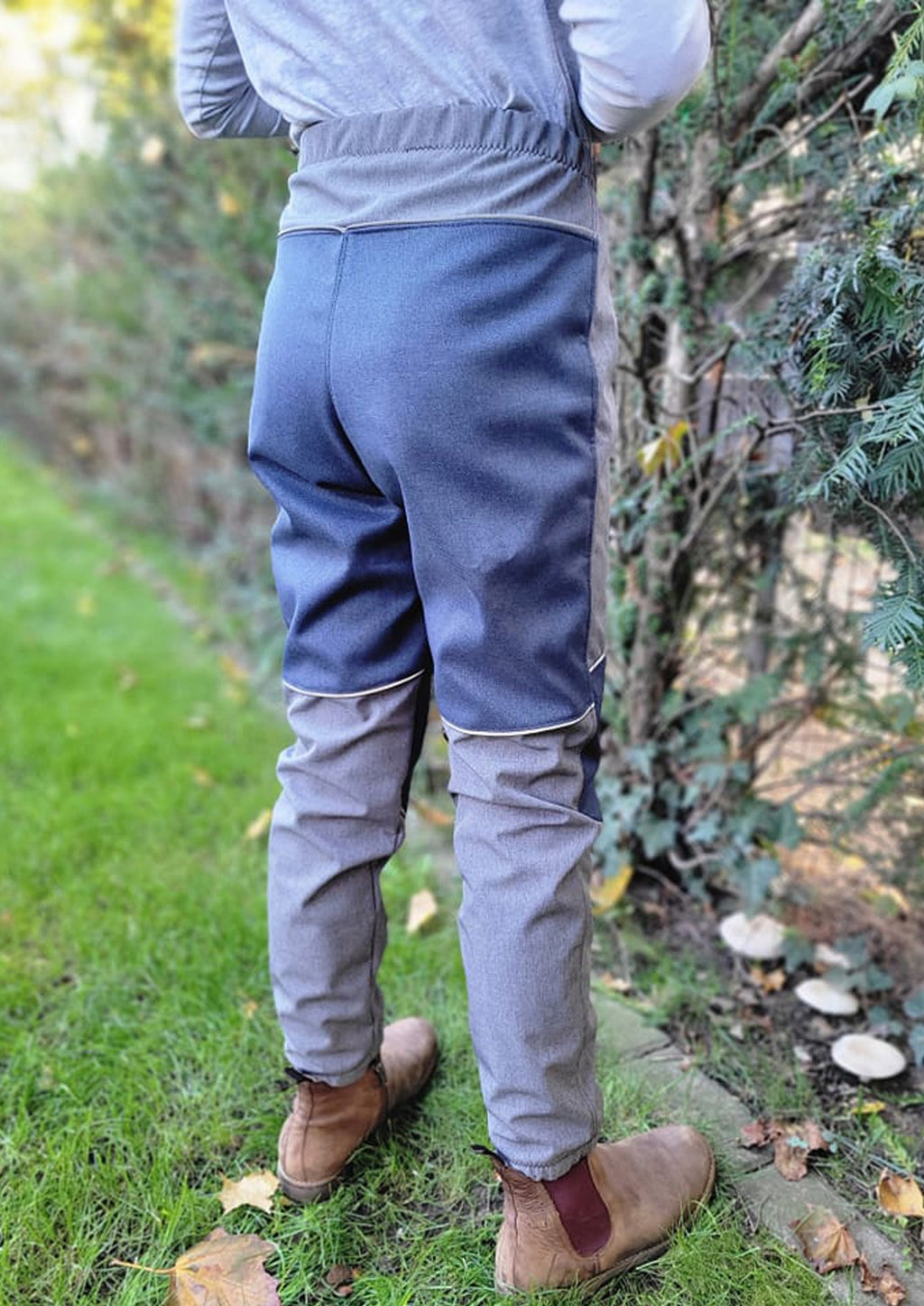 Snyggli-Schnittmuster-Walkhose-Outdoorhose-Hej-Vinter-Kinder-Teens-Nähanleitung-Gr.-128-170-Mädchen