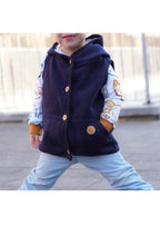 Snyggli-Schnittmuster-Weste-Livsglad-Baby-Kinder-Nähanleitung-Walk