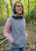 Snyggli-Schnittmuster-Weste-Livsglad-Damen-Gr-32-50-ebook-Naehanleitung-Reissverschluss