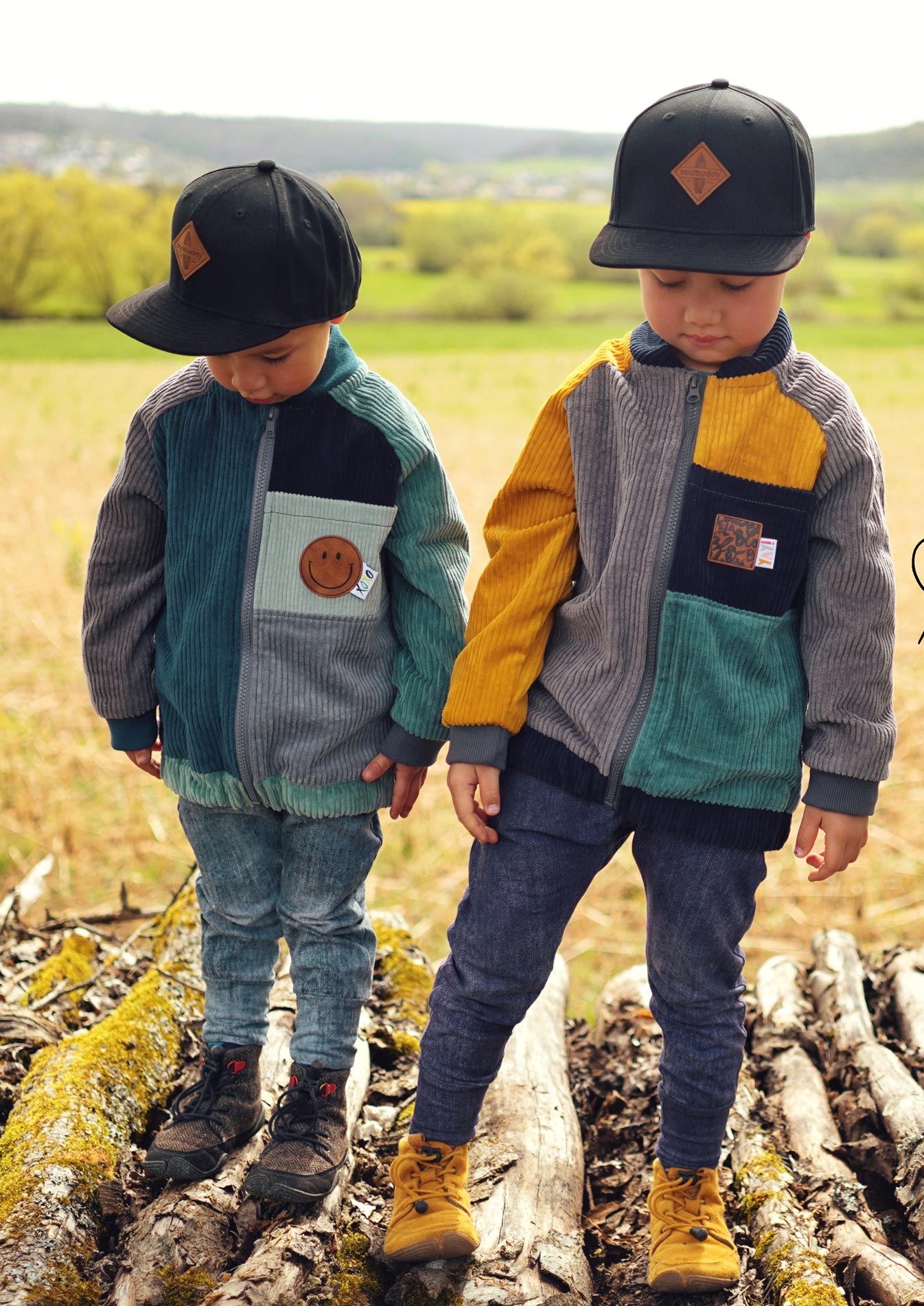 Snyggli-Schnittmuster-collegejacke-helt-mig-babys-kinder-teens-junge-mädchen-nähanleitung-ebook-größe-56-170-geschwister-cord-jungs