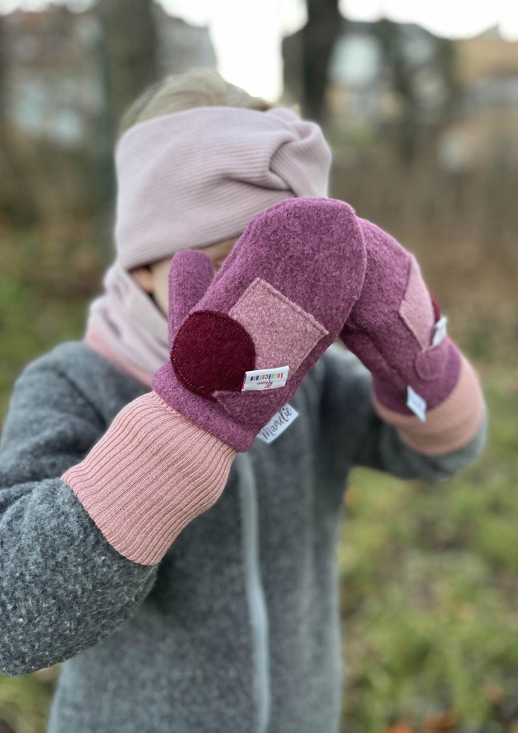 Snyggli-Schnittmuster-handschuhe-walk-walkhandschuhe-babys-kinder-teens-junge-mädchen-nähen-ebook-nähanleitung-größe-56-170_beere