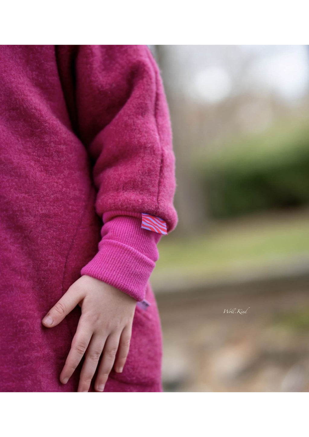 Snyggli-Schnittmuster-oversized-jacke-regnbuelys-babys-kinder-teens-junge-mädchen-nähanleitung-ebook-größe-56-170-ärmel-bündchen