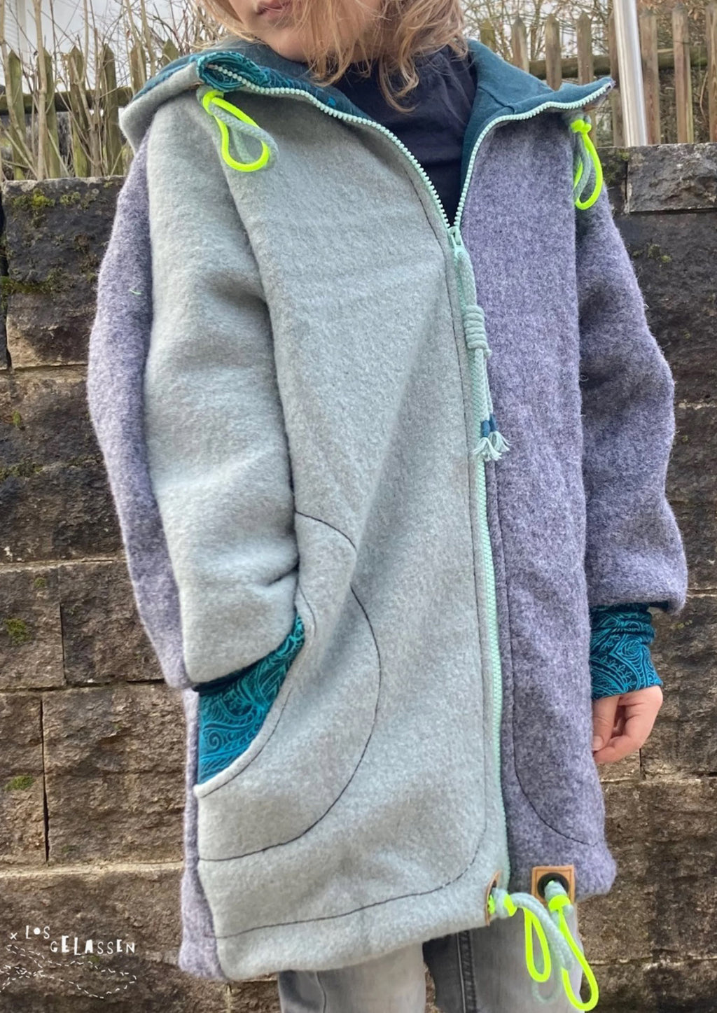 Snyggli-Schnittmuster-oversized-jacke-regnbuelys-babys-kinder-teens-junge-mädchen-nähanleitung-ebook-größe-56-170-walk-bunt