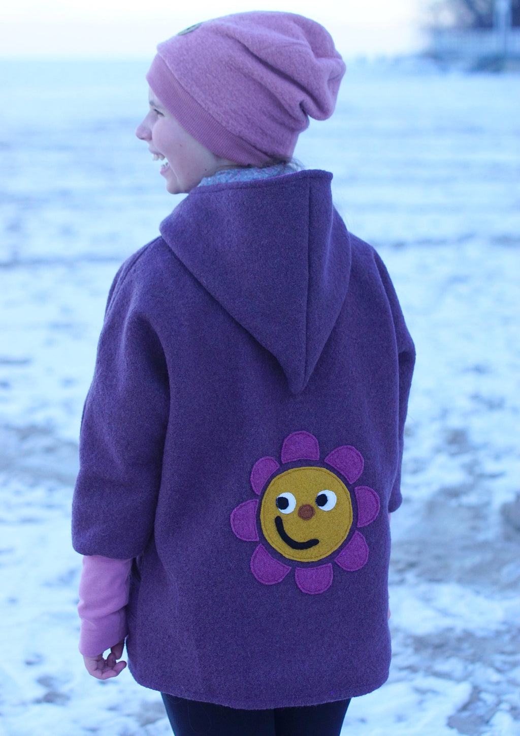 Snyggli-Schnittmuster-oversized-jacke-regnbuelys-babys-kinder-teens-junge-mädchen-nähanleitung-ebook-größe-56-170-walk