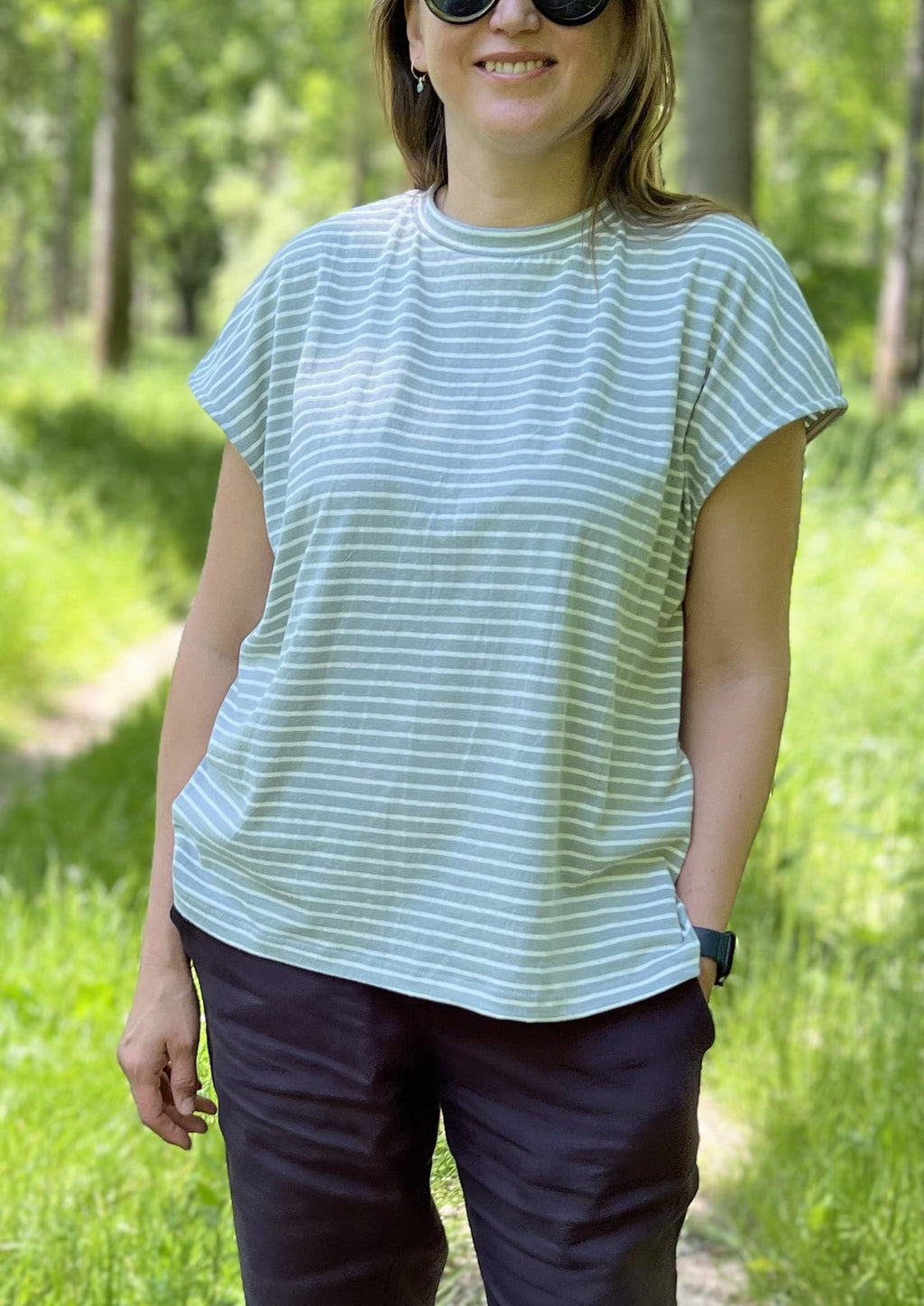 Snyggli-Schnittmuster-oversized-shirt-lys-damen-nähen-tshirt-größe-32-50-pattern-sewing-women-solbad-hose