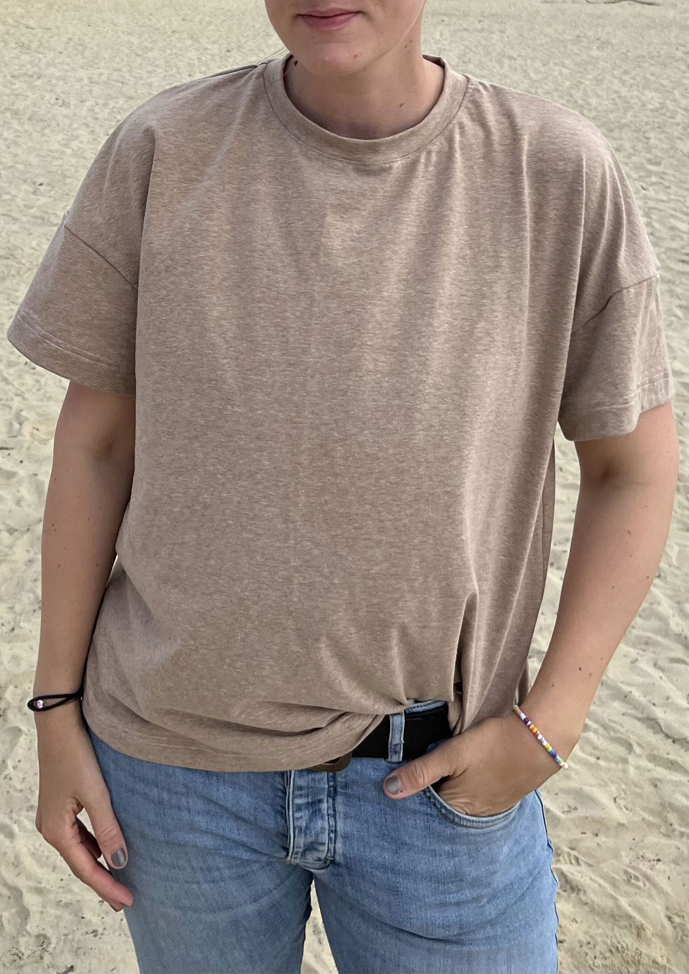 Snyggli-Schnittmuster-oversized-shirt-lys-damen-nähen-tshirt-größe-32-50-pattern-sewing-women.braun