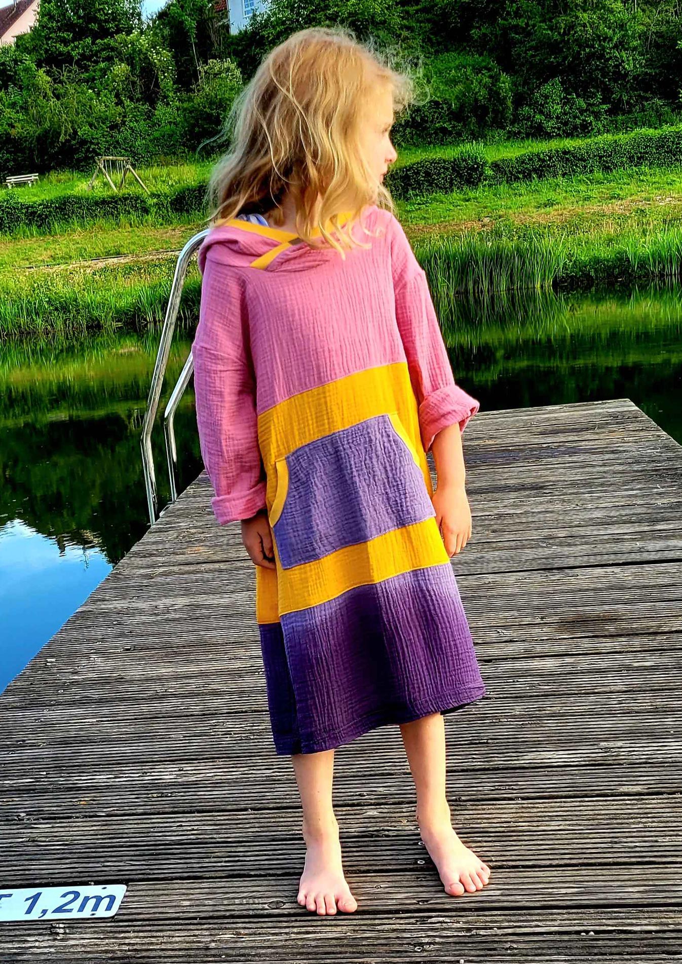 Snyggli_Ebook-Long-Beachhoodie-Poncho-Badeponcho-schwimmen-Sommerurlaub-Meer-Babys-Kinder-Teens-Junge-Mädchen-Gr-62-164-Musselin-Frottee-colorblocking