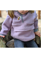 Snyggli_eBook-Outdoorhoodie-Hej-Varmen_Gr.56-122_walk_maedchen-tasche